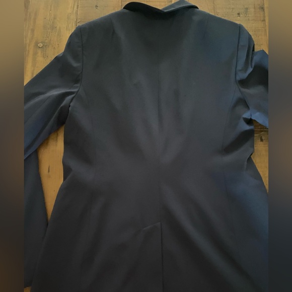 NEW Banana Republic Navy Long and Lean Performance Flyweight Blazer, 10 Tall - Picture 5 of 8